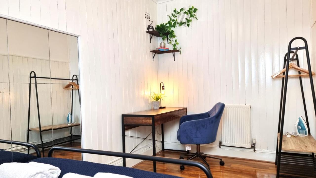 3 Bed Flat O2 Arena Dyson House Apartman London Kültér fotó
