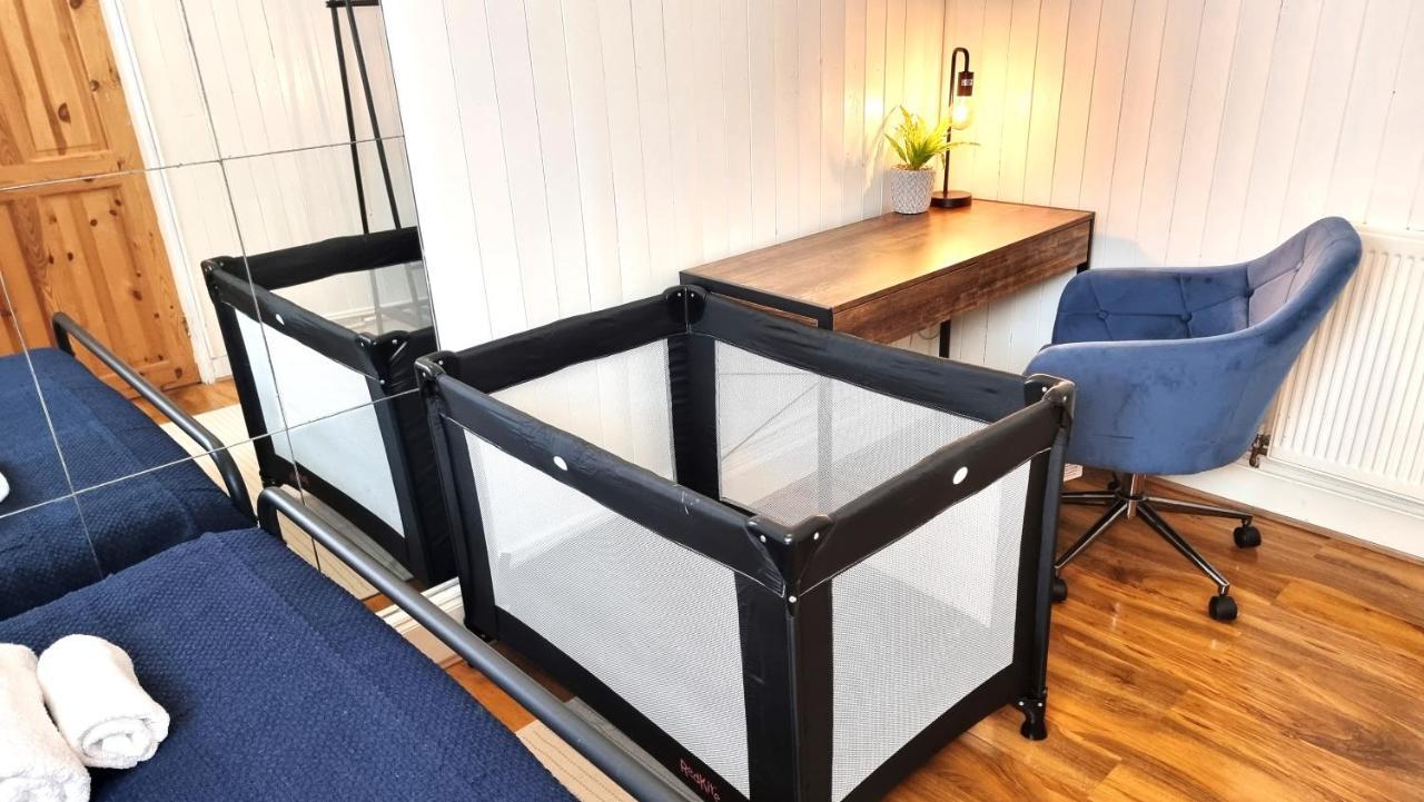 3 Bed Flat O2 Arena Dyson House Apartman London Kültér fotó